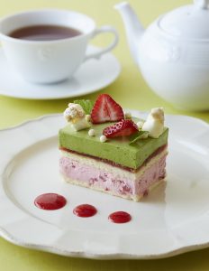 宇治抹茶と苺のショートケーキ