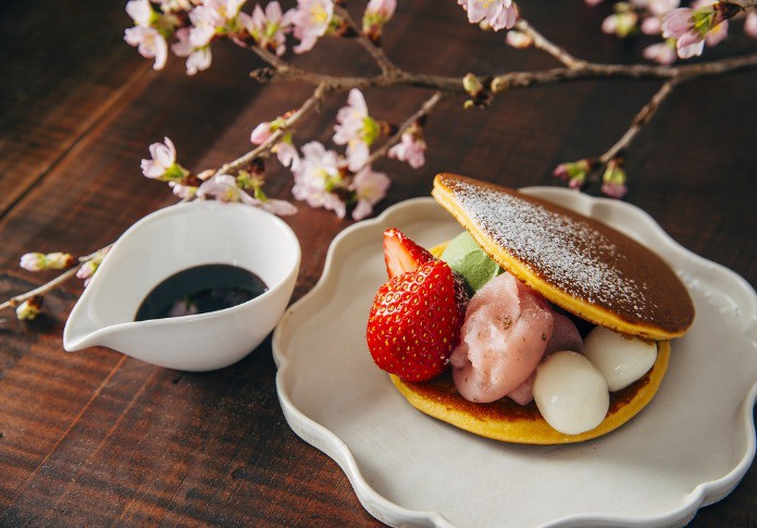 どら焼きパンケーキ 抹茶と桜あん