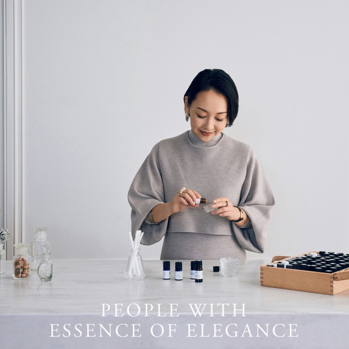 PEOPLE WITH ESSENCE OF ELEGANCE