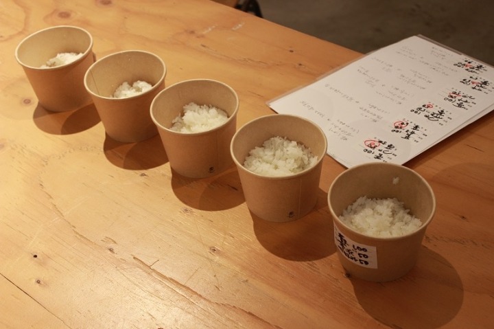 ブレンド米の選定の模様