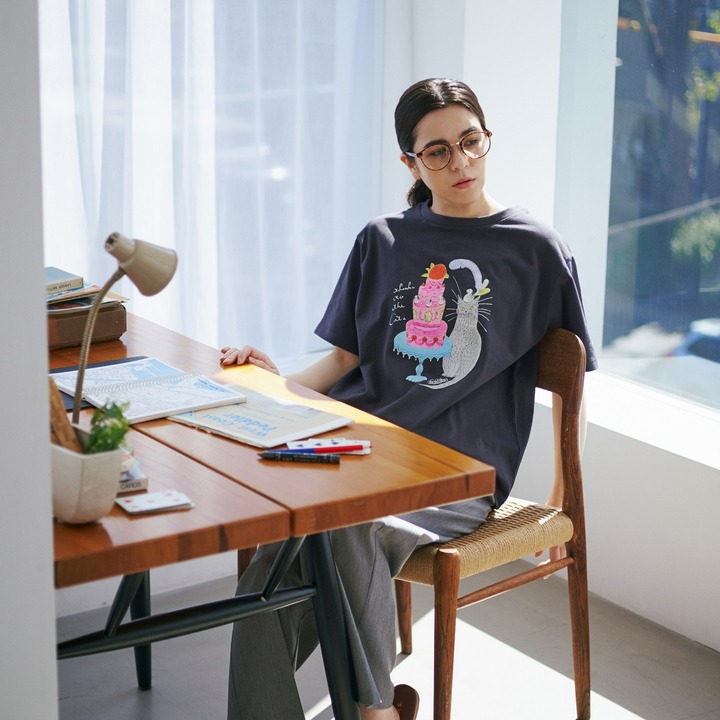 Tシャツ（ネコとケーキ）