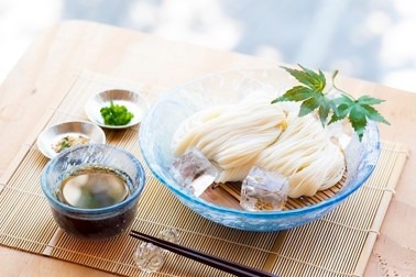 江戸硝子の麺鉢と猪口