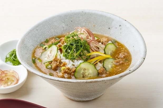 瀬戸内産天然真鯛を使った伊予さつま風冷や汁