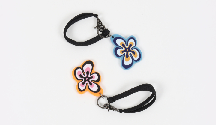 FLOWER BAG CHARM