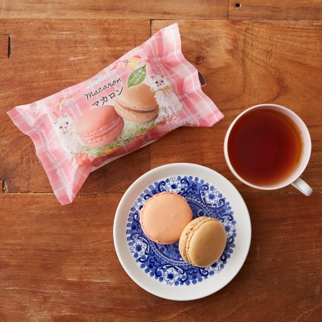 Afternoon Tea監修 マカロン ミルクティー味＆ストロベリー味