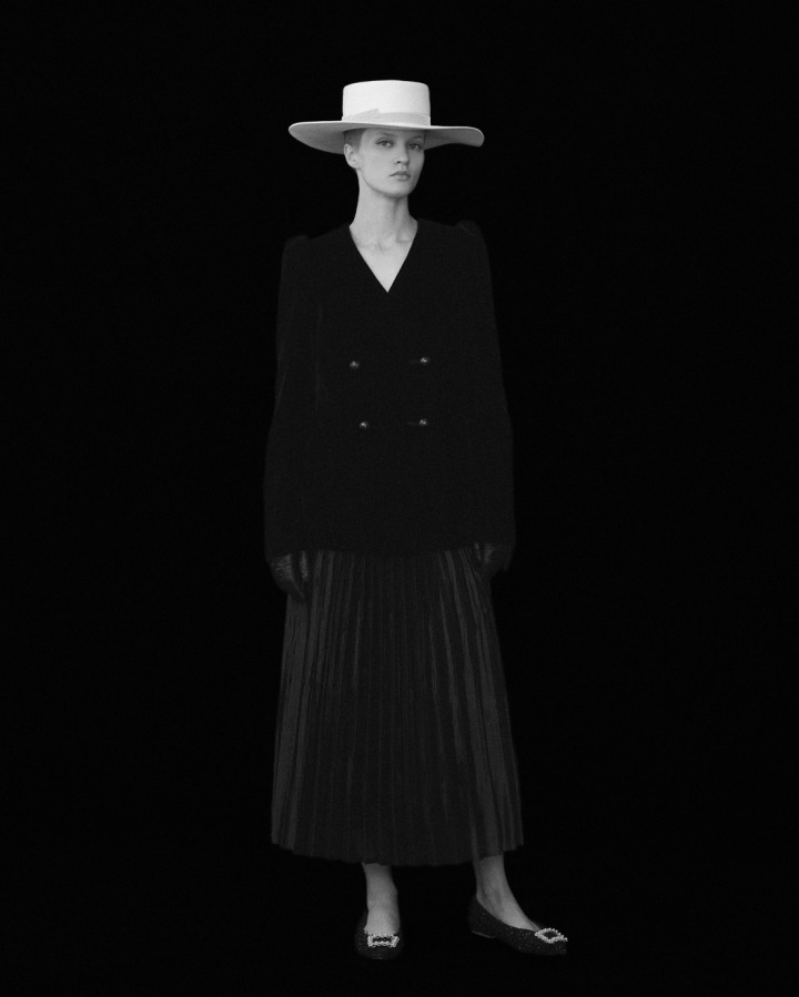 24AW COLLECTION-MOON 3