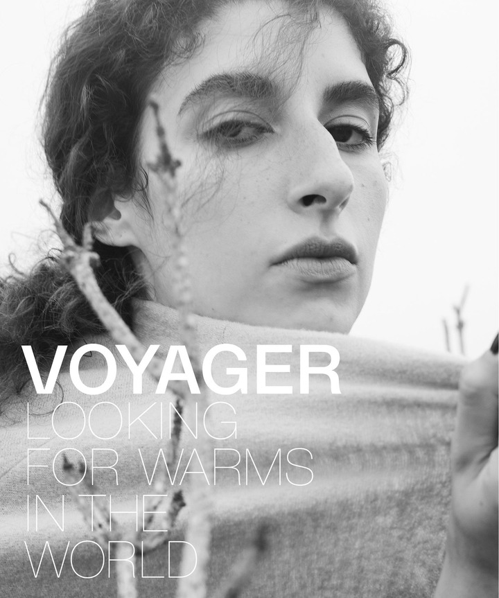 VOYAGER LOOKING FOR WARMS IN THE WORLD