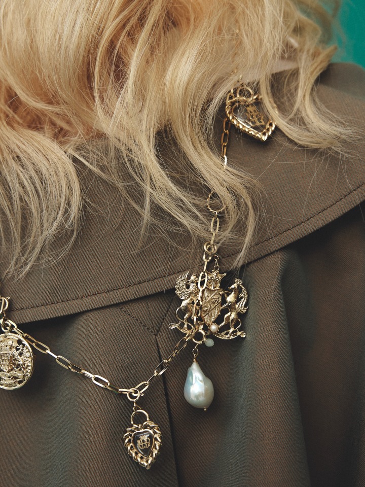 “Junco Paris” EXCLUSIVE NECKLACE&BROOCH