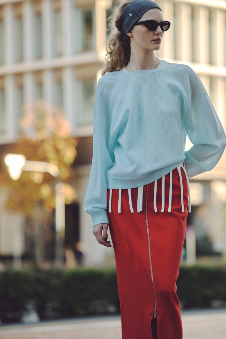 Pullover(out) / Pullover(in) / Skirt / Head band