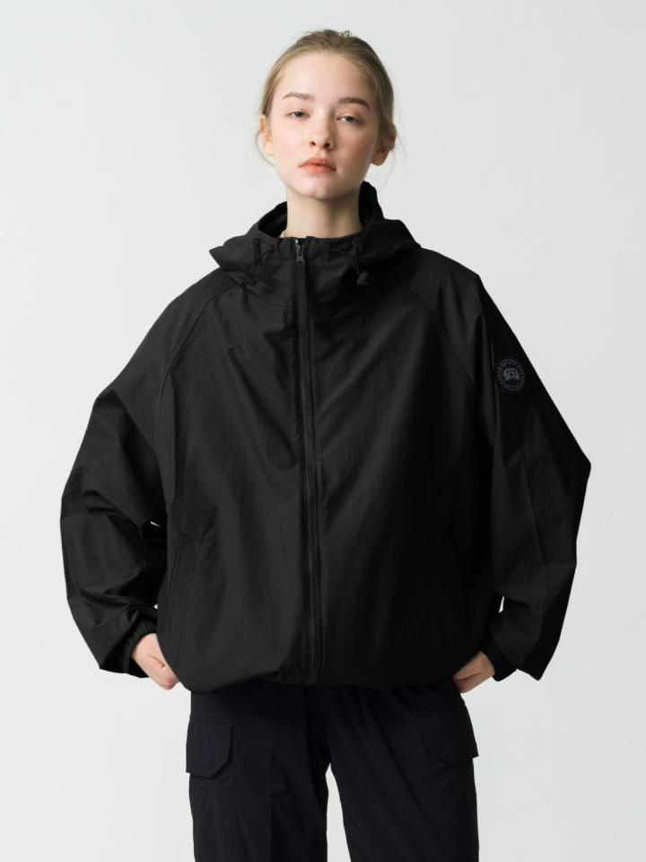 ウィメンズ着用：Haynes Full Zip Hoody Black Label