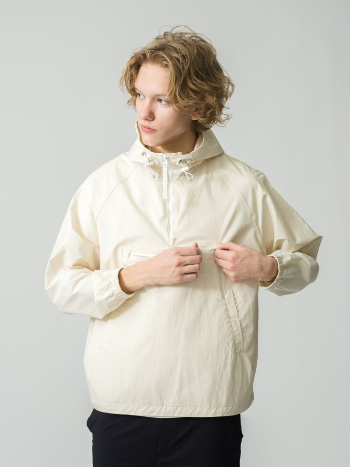 メンズ着用：Haynes Half Zip Pullover