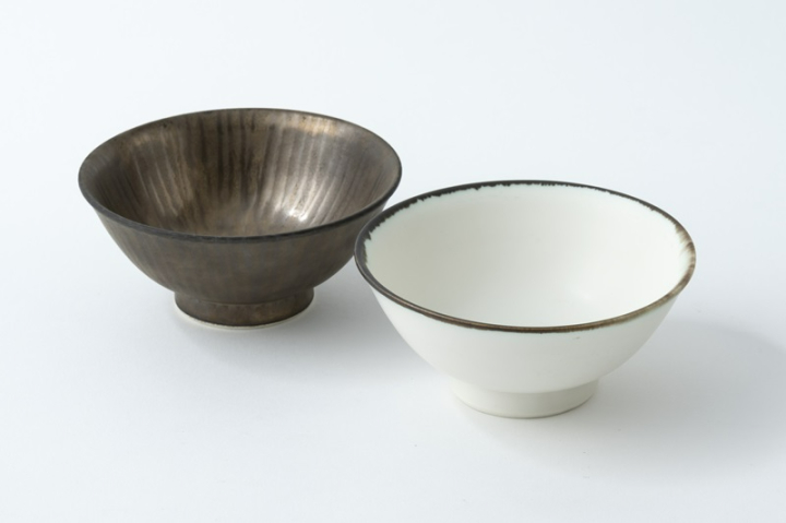 波佐見焼　4・5茶漬碗（十草金泥釉・渕錆白マット）
