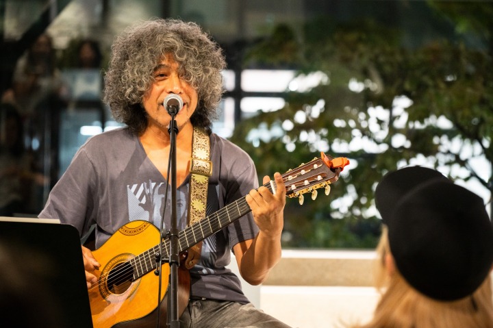 ライブパフォーマンス