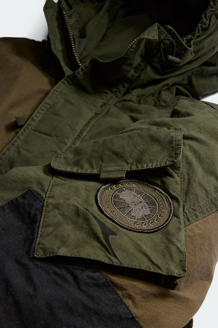 Valor Parka（カラー：Evergreen Maple Khaki）