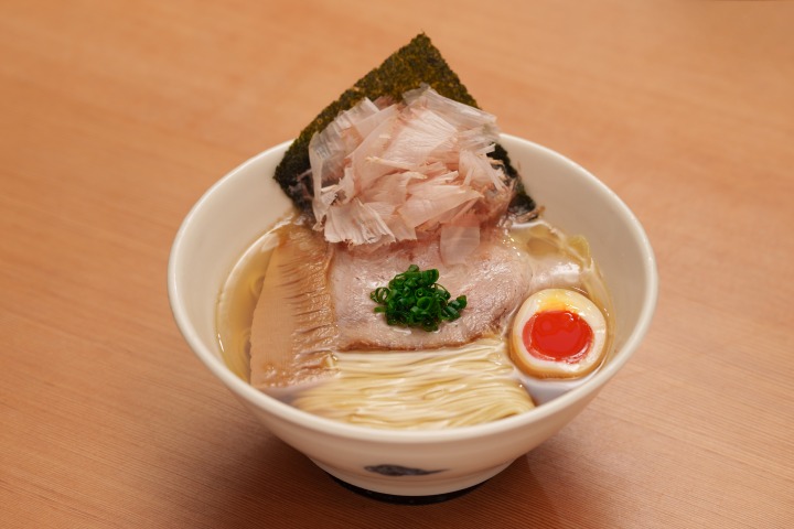 出汁そば（白醤油／黒醤油）