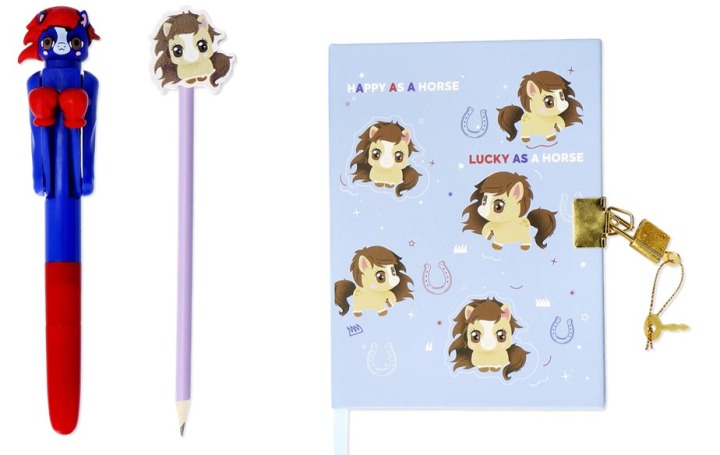 「午」な文房具アイテムも色々揃ってます！左）ボクシングボールペン 385円中）鉛筆 220円右）鍵付きノート 880円