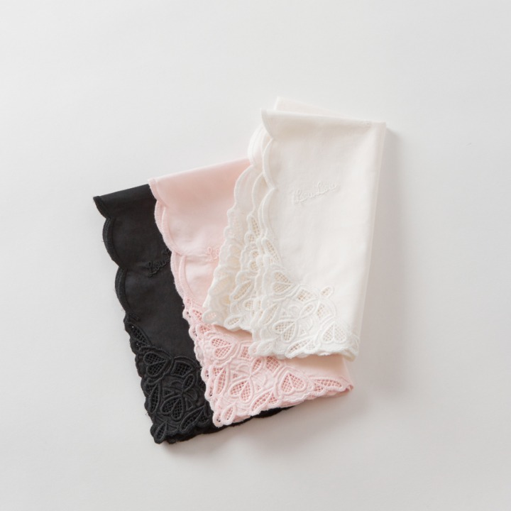 エンブロイダリーハンカチーフ