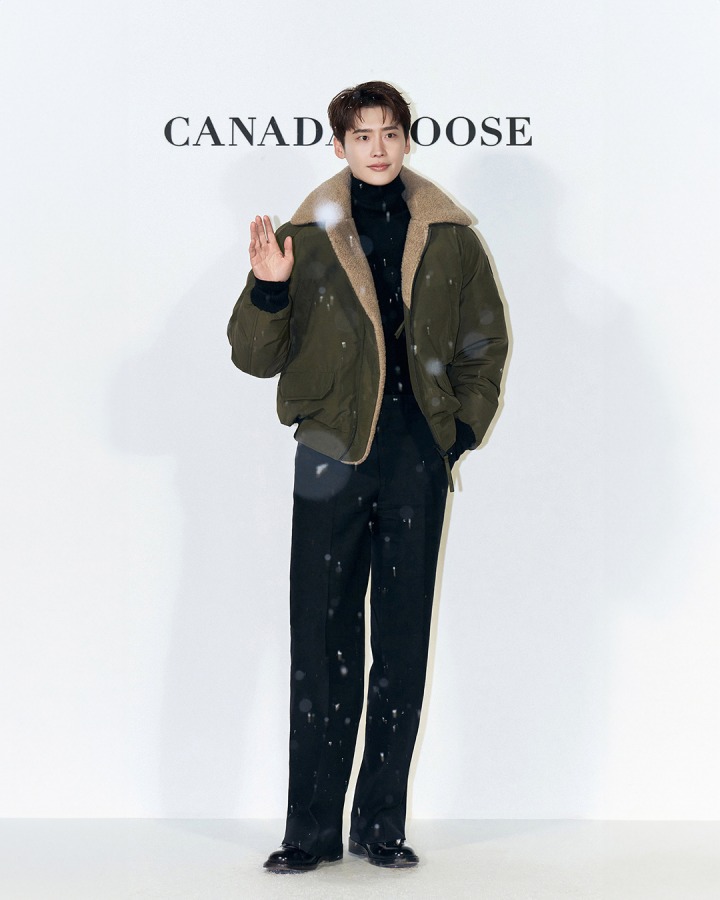 イ・ジョンソク(俳優)/ 着用:Chilliwack Aviator Bomber