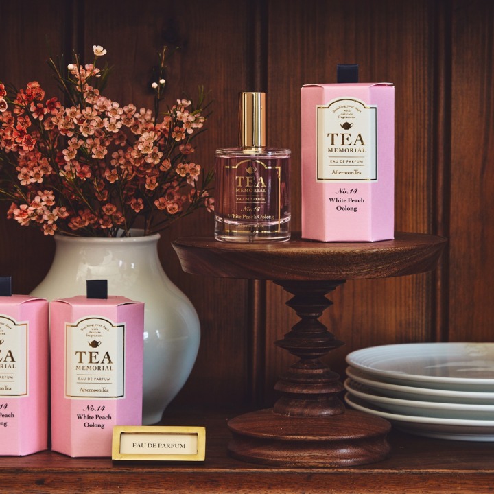 白桃ウーロンのオードパルファム