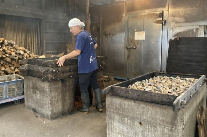 手火山式焙乾製法