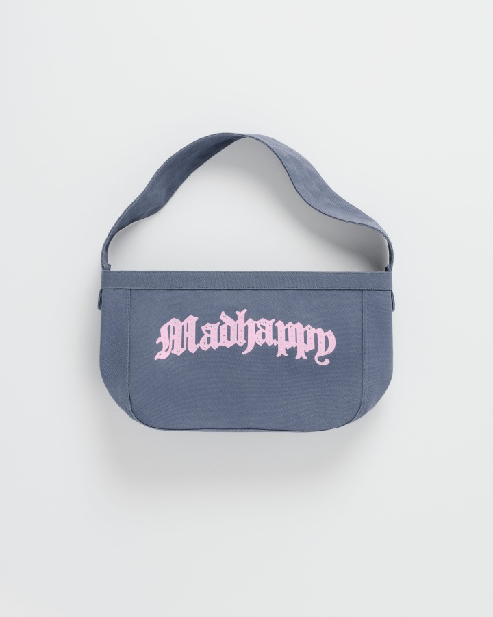 メッセンジャーバッグ