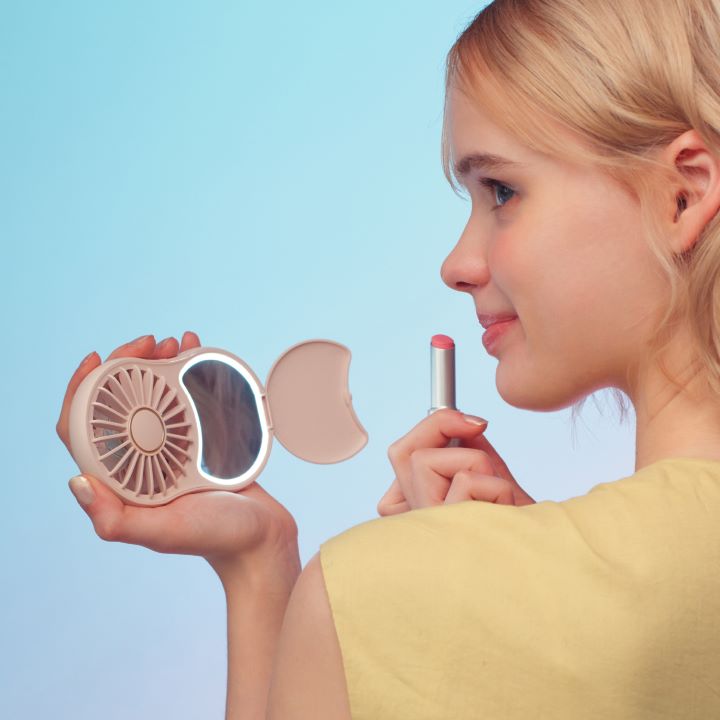 コンパクトミラーファン3